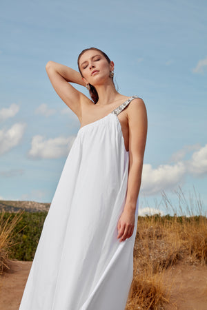 LAOMEDIA Dress in White
